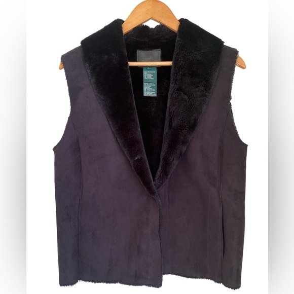 Lauren Ralph Lauren Jackets & Blazers - Vintage Lauren Ralph Lauren Women’s Black Faux Fur Suede Vest, Size L